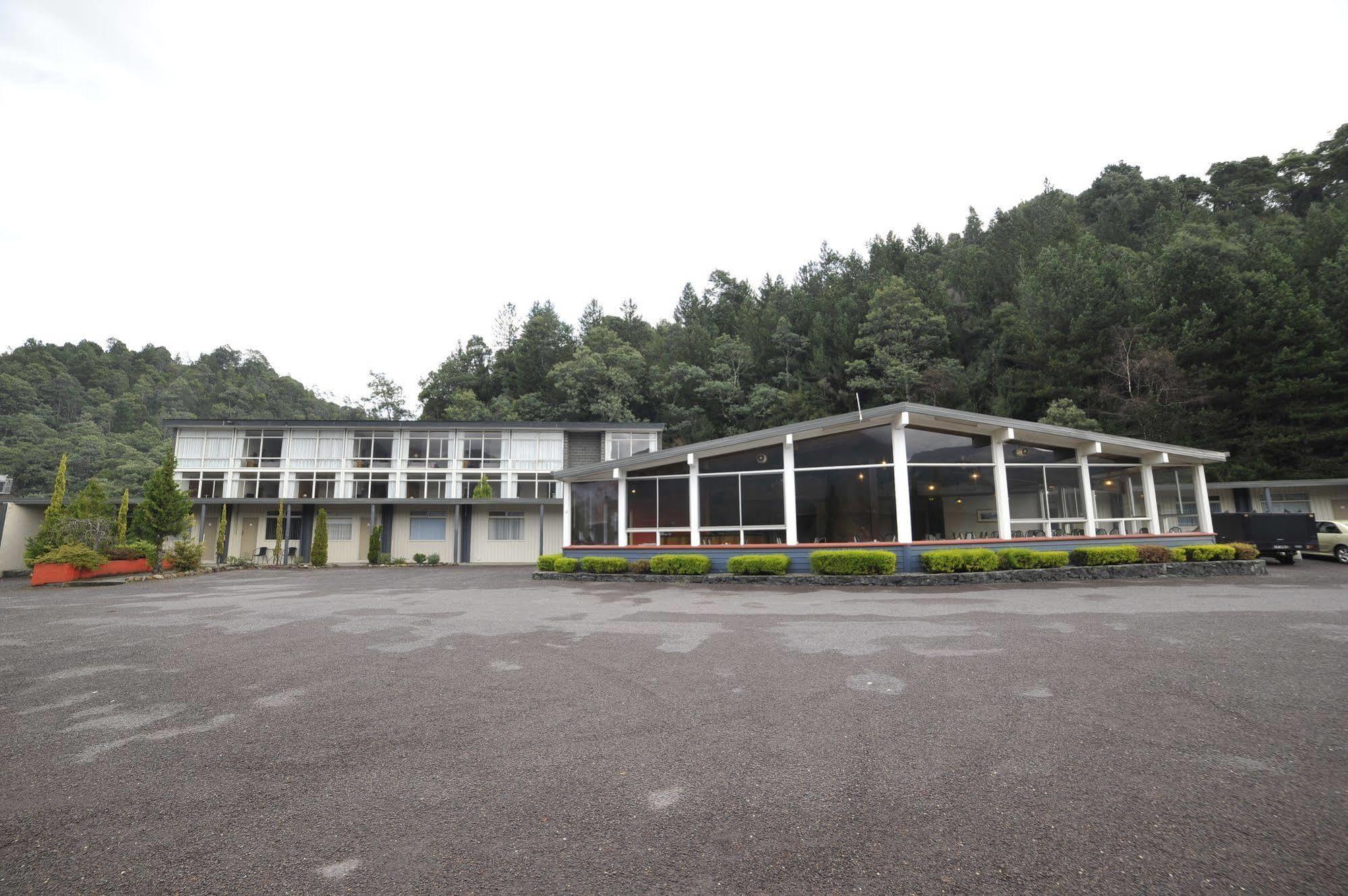 Silver Hills Motel Queenstown Ngoại thất bức ảnh